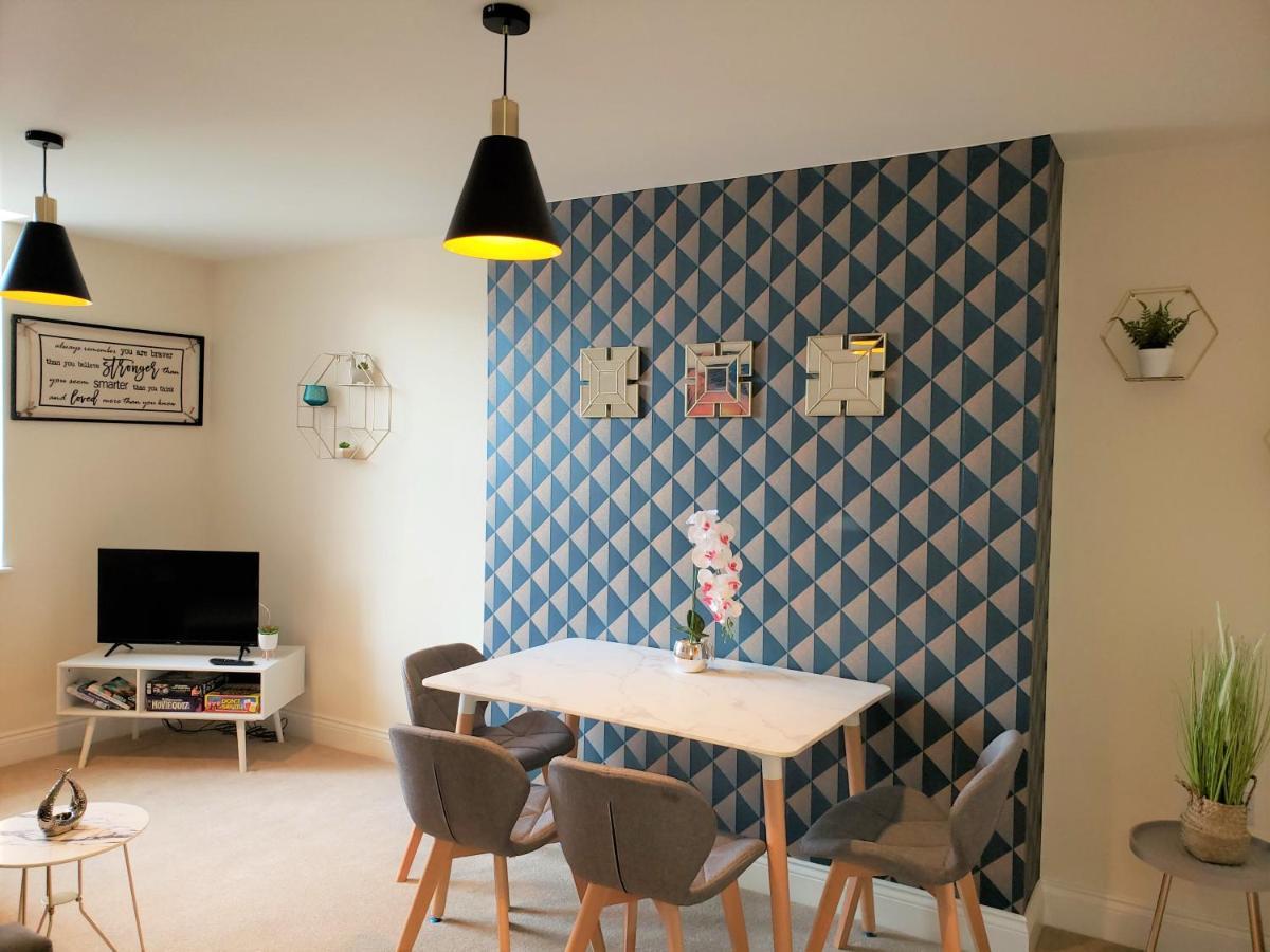 A Stylish Retreat - Super King Bed - Heart Of Town Centre - 5 Mins Stroll To Beach Bournemouth Luaran gambar