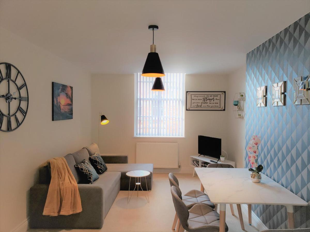 A Stylish Retreat - Super King Bed - Heart Of Town Centre - 5 Mins Stroll To Beach Bournemouth Luaran gambar